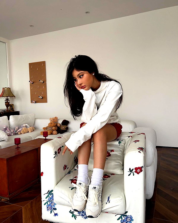 ll.lu1s instagram image archive image