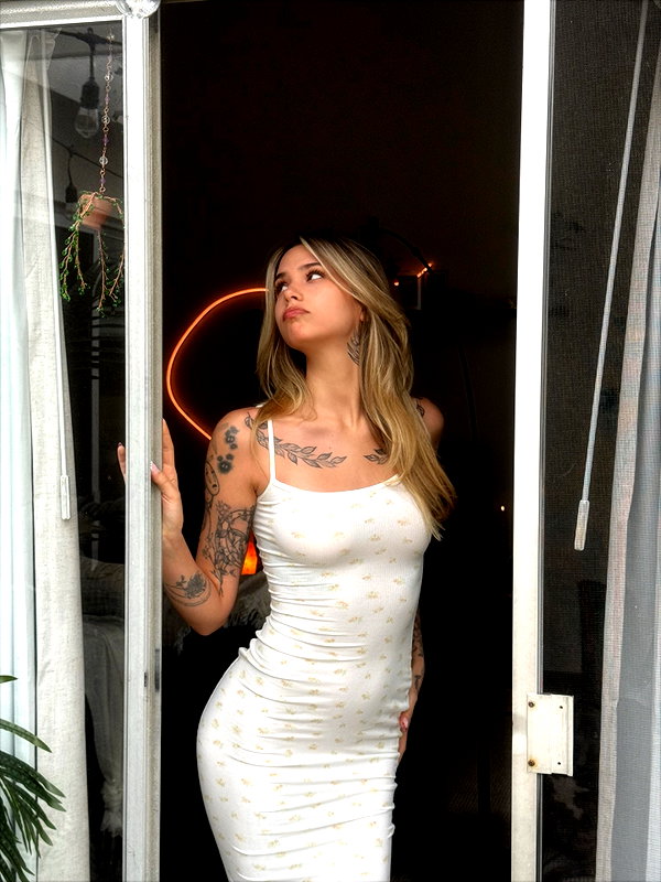 natalieexking instagram image archive image