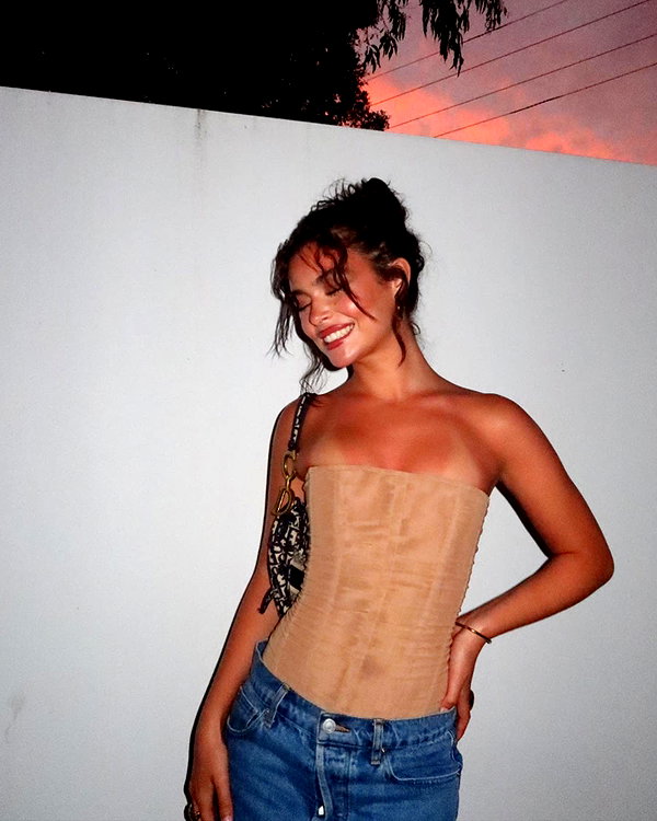 oliviaphillipps instagram image archive image
