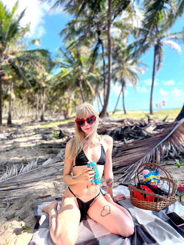 jadelaverne instagram image archive image