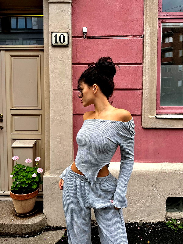 vanessa.rhd instagram image archive image