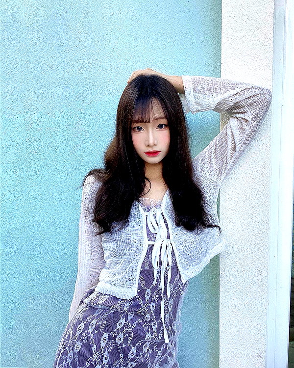 lai_931201 instagram image archive image