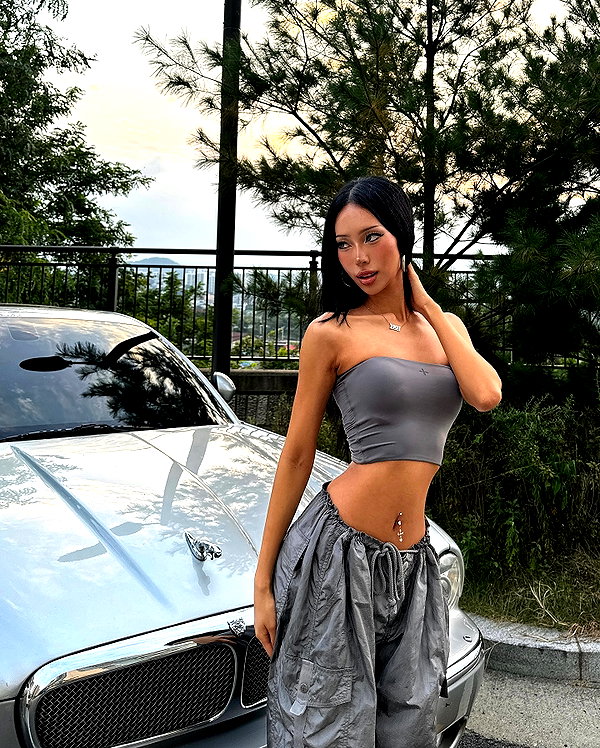 namarivixen instagram image archive image