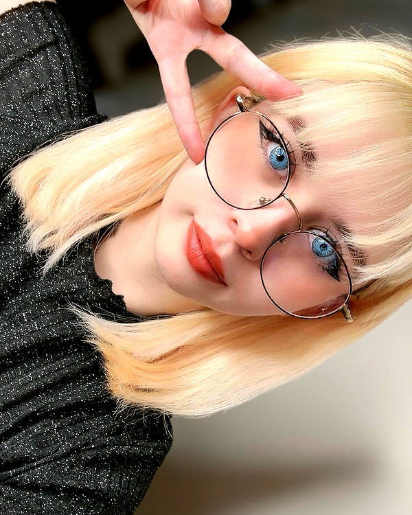 luly1980s instagram image archive image