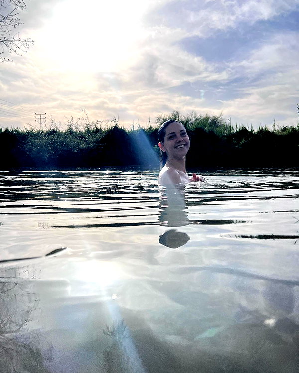 eva_romanovski instagram image archive image