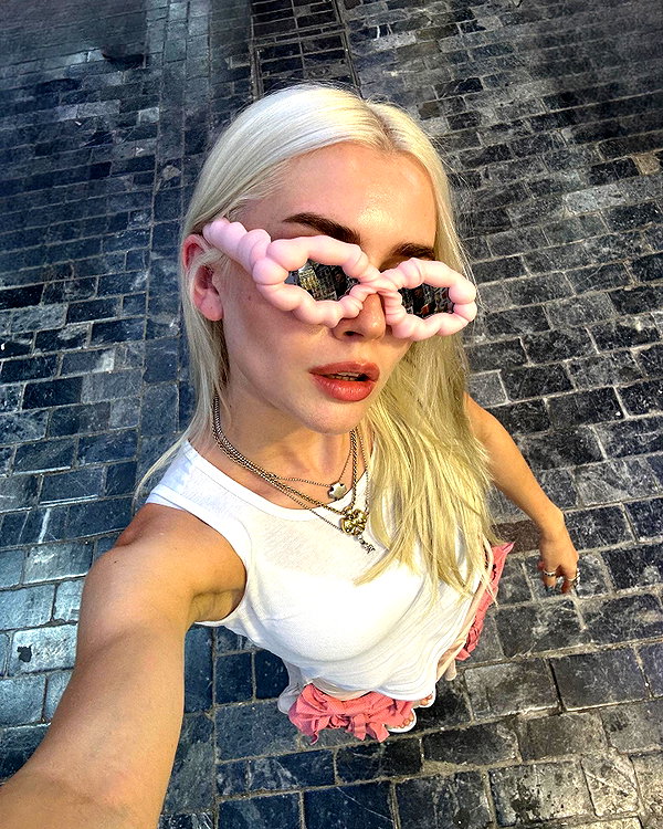 girlcalledluca instagram image archive image
