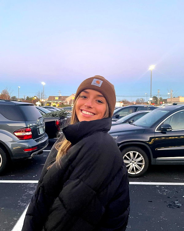 sadieemckennaa instagram image archive image