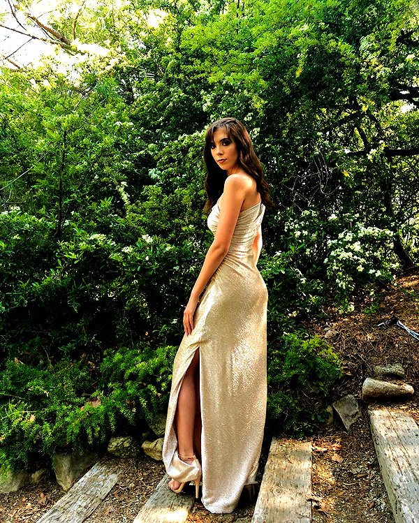 haileylayfield instagram image archive image