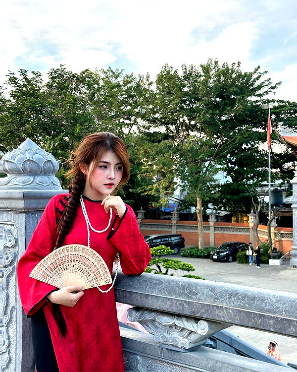 lyhythuedoxinh instagram image archive image