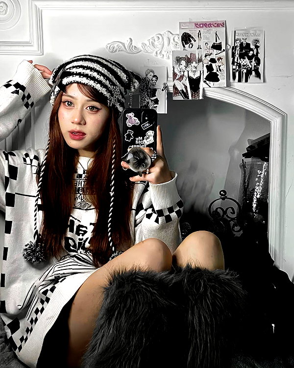 is2tian instagram image archive image
