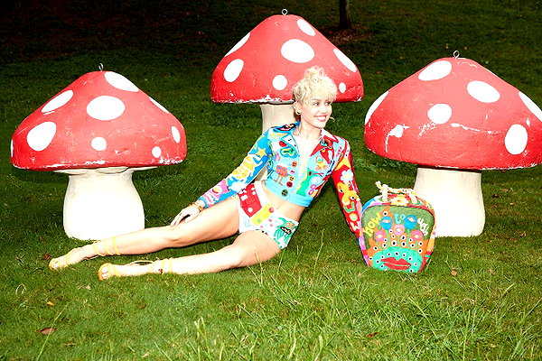 mileycyrus instagram image archive image