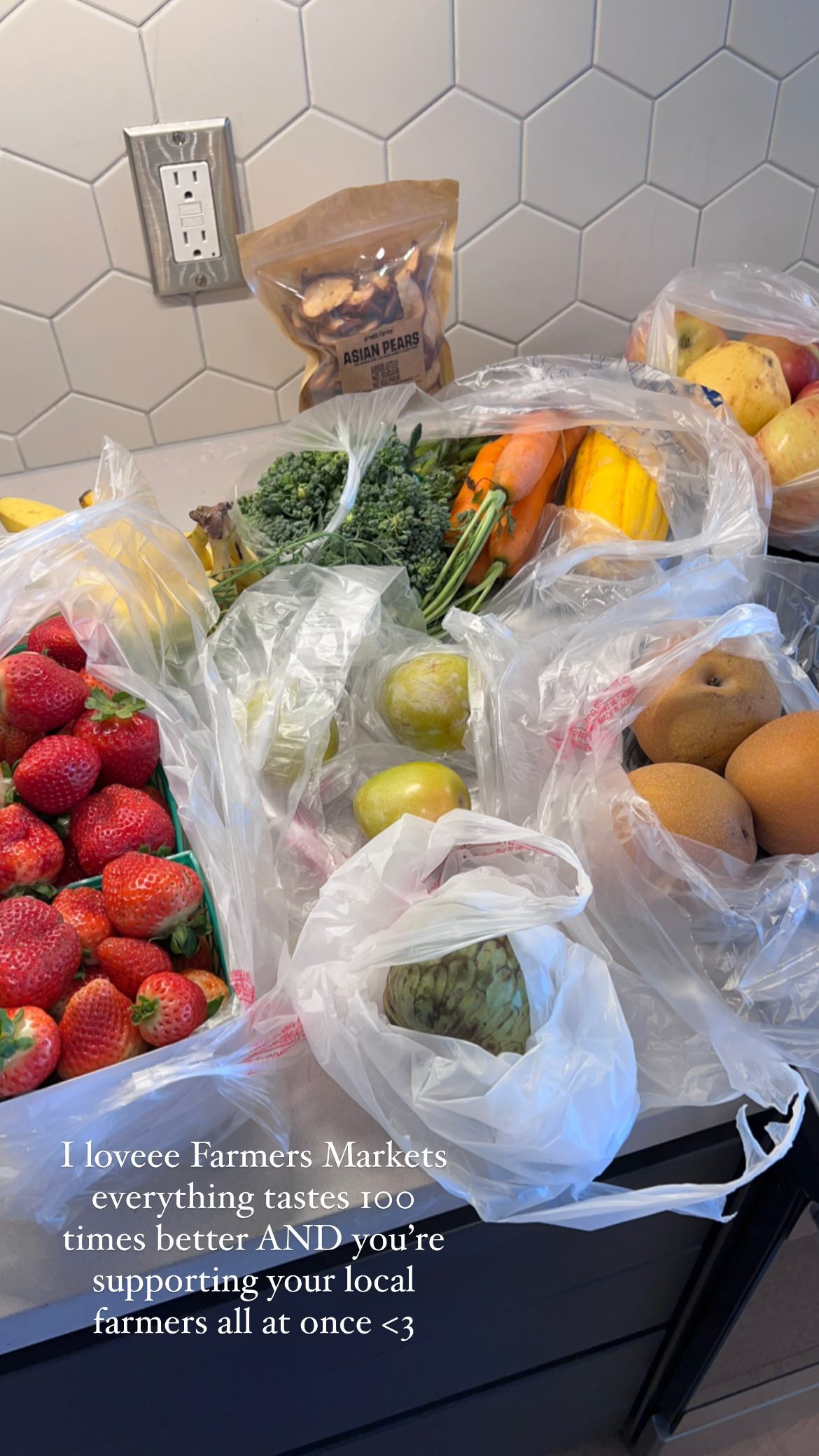 leonanaomii instagram image archive image