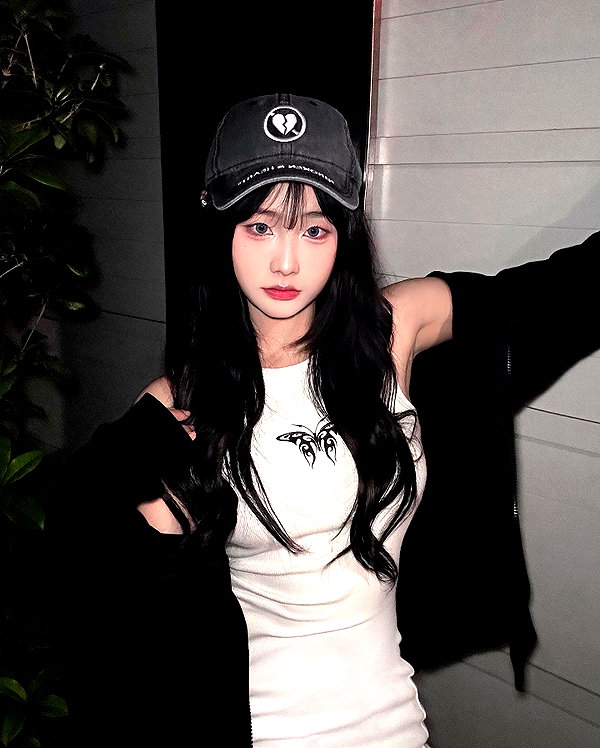 lai_931201 instagram image archive image