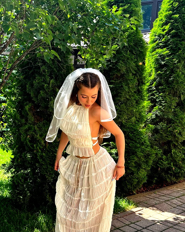 enikeeva_aliya instagram image archive image