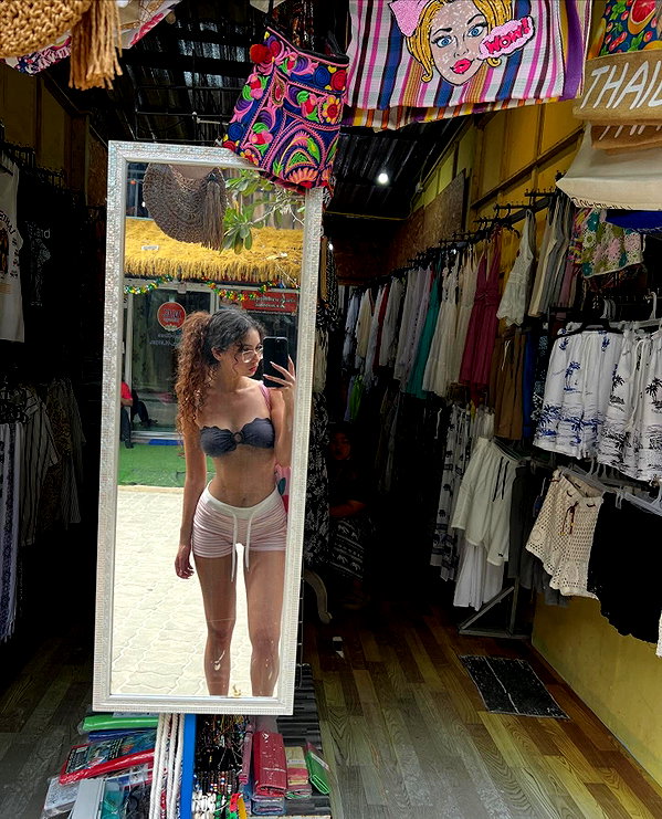 __yaheli_ instagram image archive image