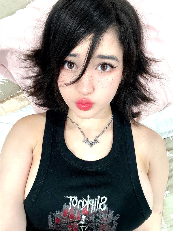 liawaifuu instagram image archive image
