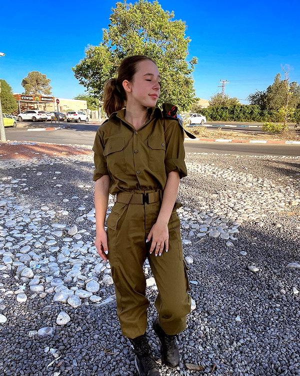 yanavekno instagram image archive image