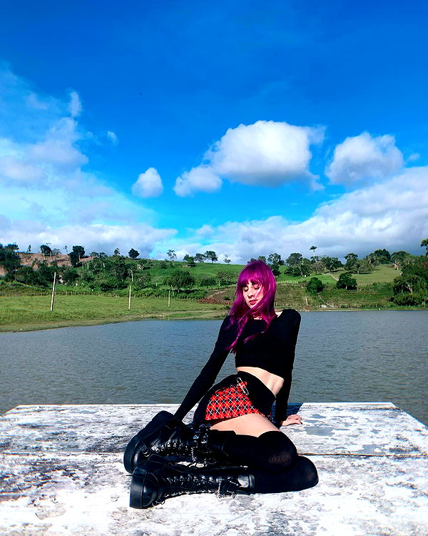 jadelaverne instagram image archive image