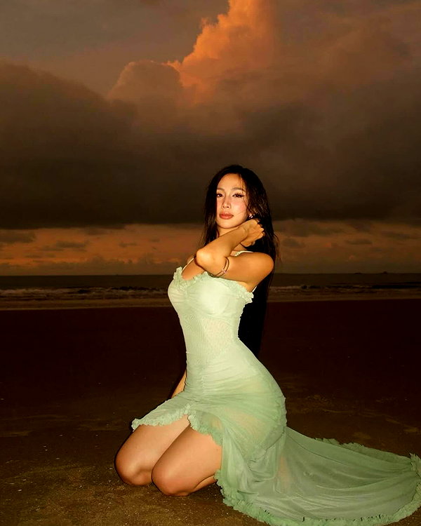 lyhythuedoxinh instagram image archive image