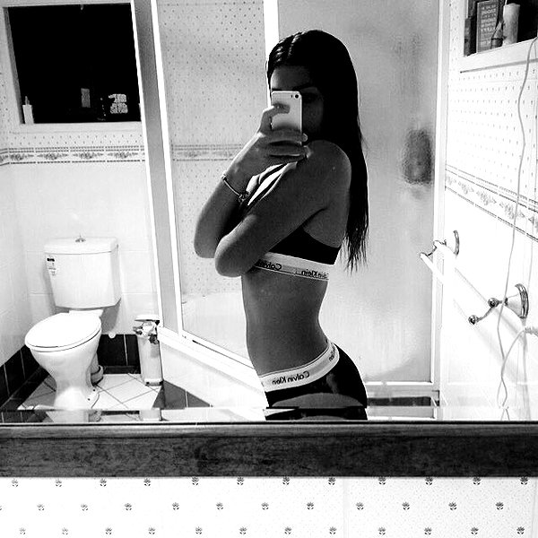 dekota_thompson instagram image archive image