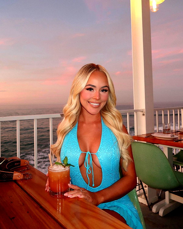 allieauton instagram image archive image