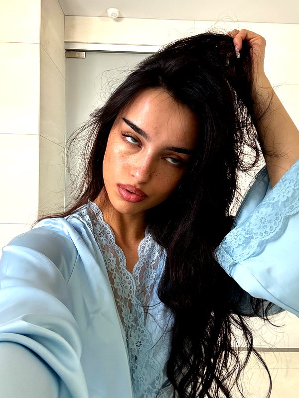 ellachristo instagram image archive image