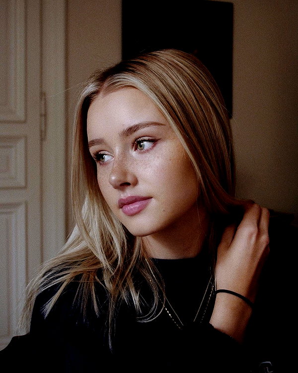 lilih instagram image archive image