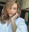 realbarbarapalvin Altpins Profile Picture
