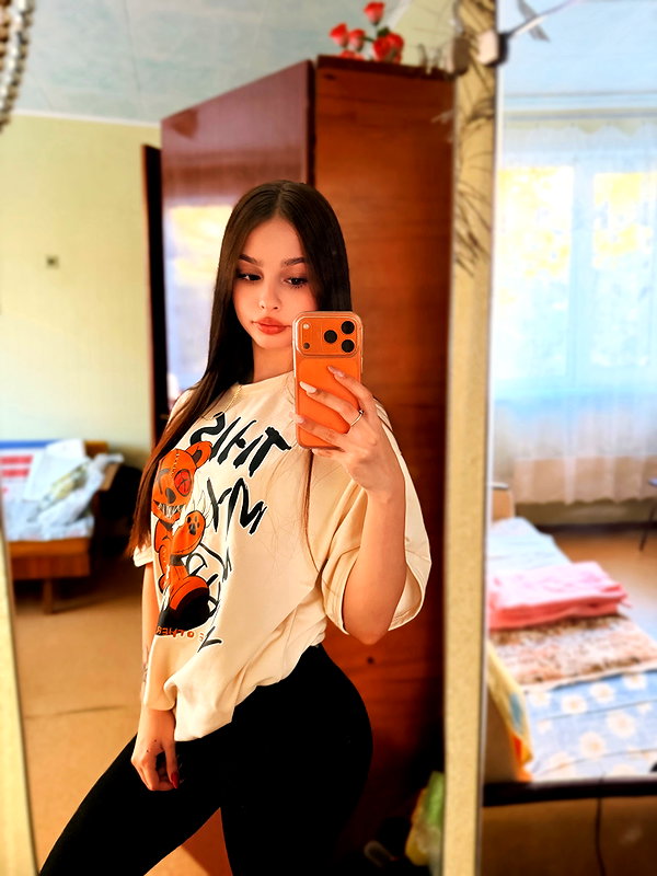 arti_0._.0 instagram image archive image