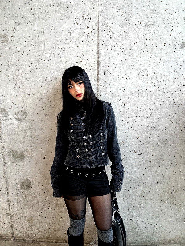 connie.01j instagram image archive image