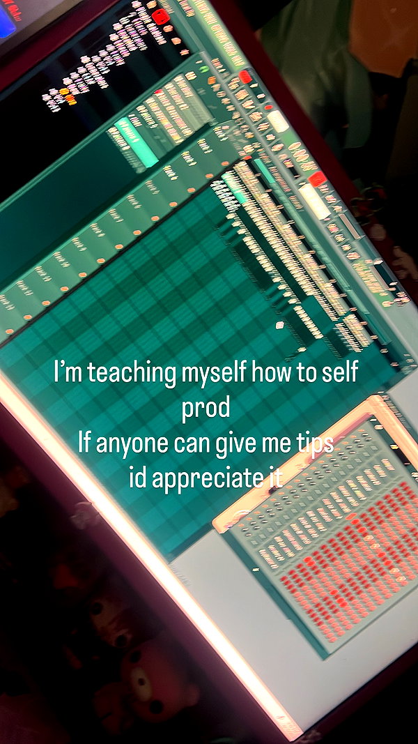 twodollie instagram image archive image