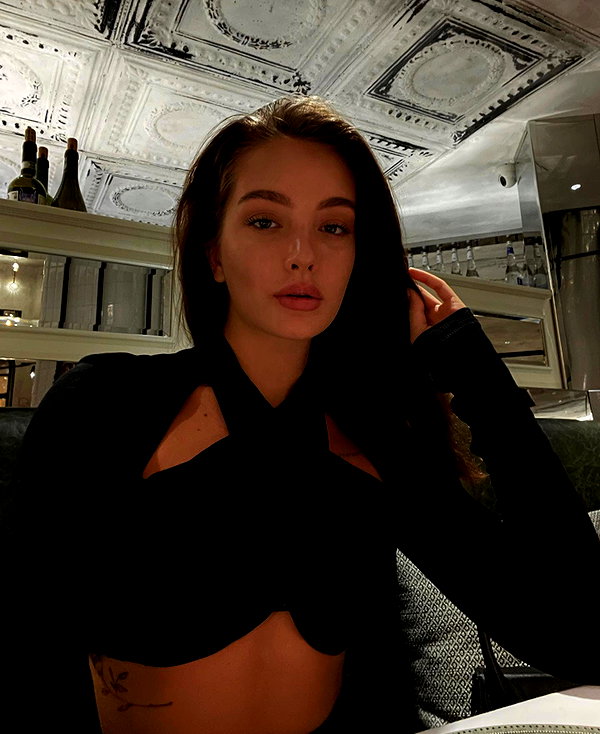 veroni22ka instagram image archive image