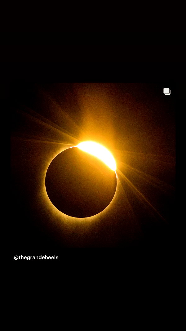 arianagrande instagram image archive image