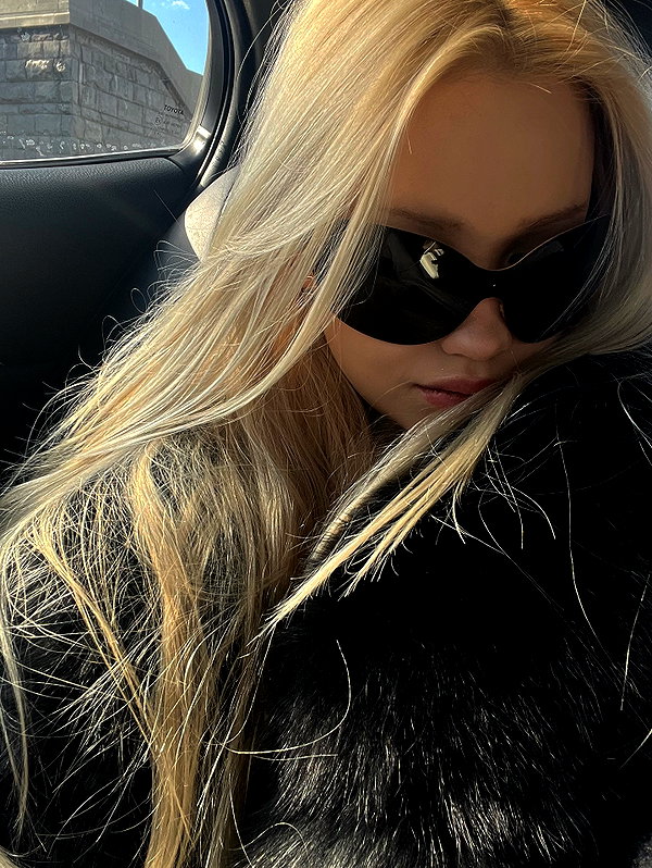 aseynat0r instagram image archive image