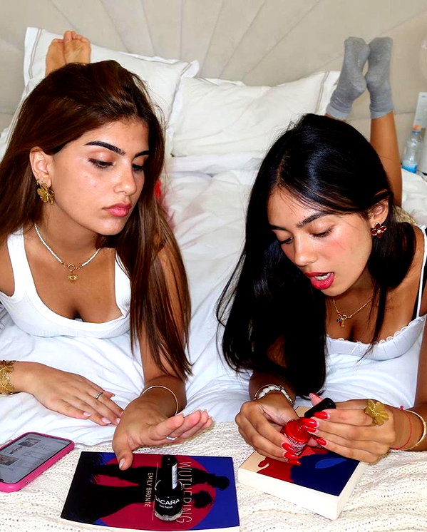 agamohanaa instagram image archive image