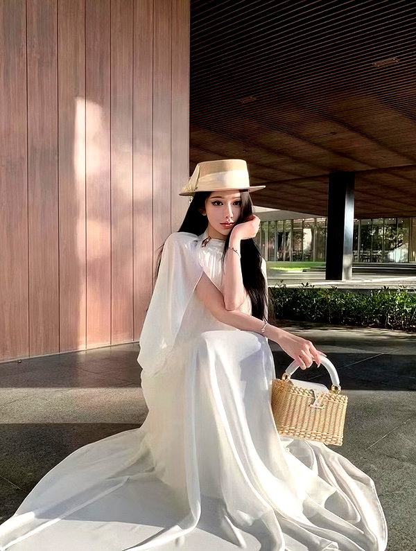 lyhythuedoxinh instagram image archive image