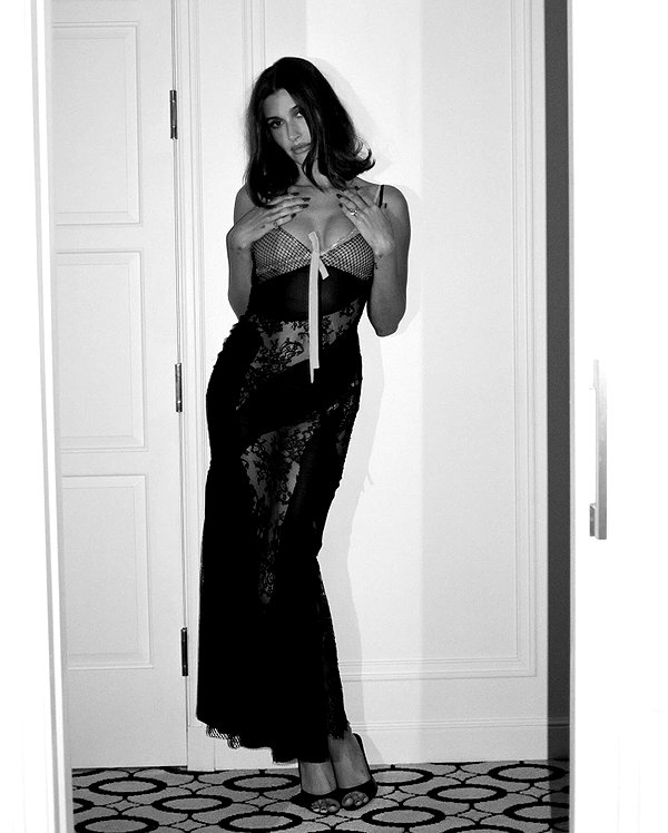 haileybieber instagram image archive image