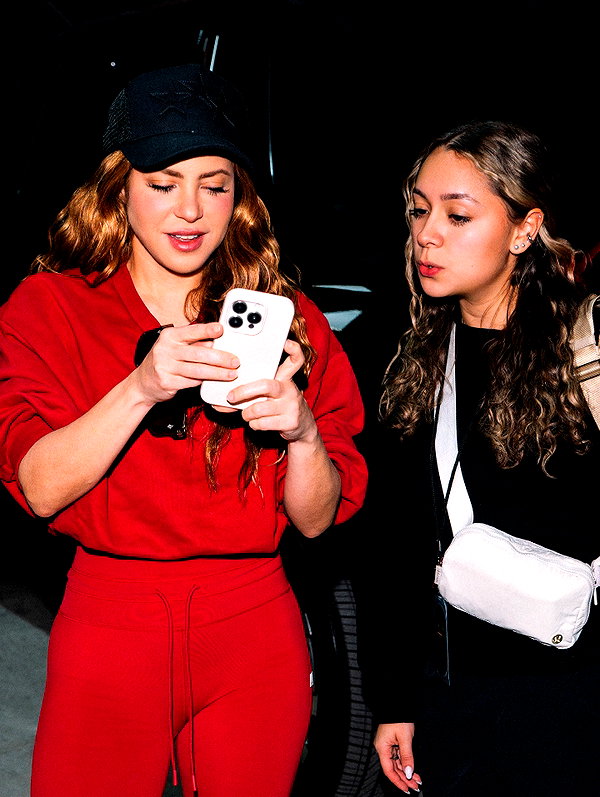shakira instagram image archive image