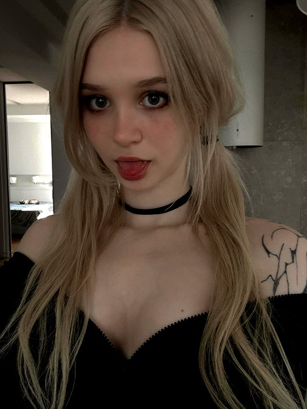 ti_joyy instagram image archive image