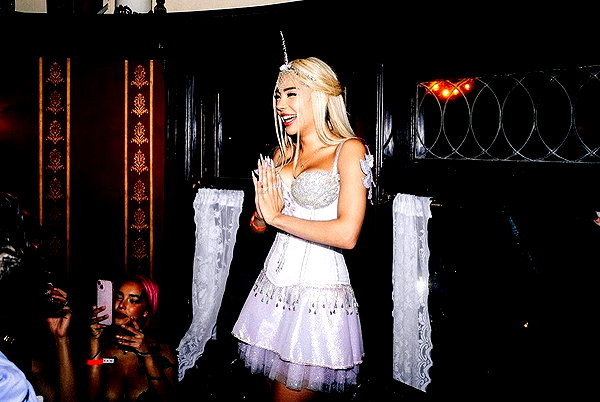 neiimaaa instagram image archive image