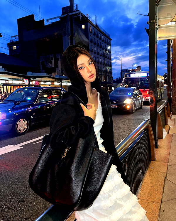 ll.lu1s instagram image archive image