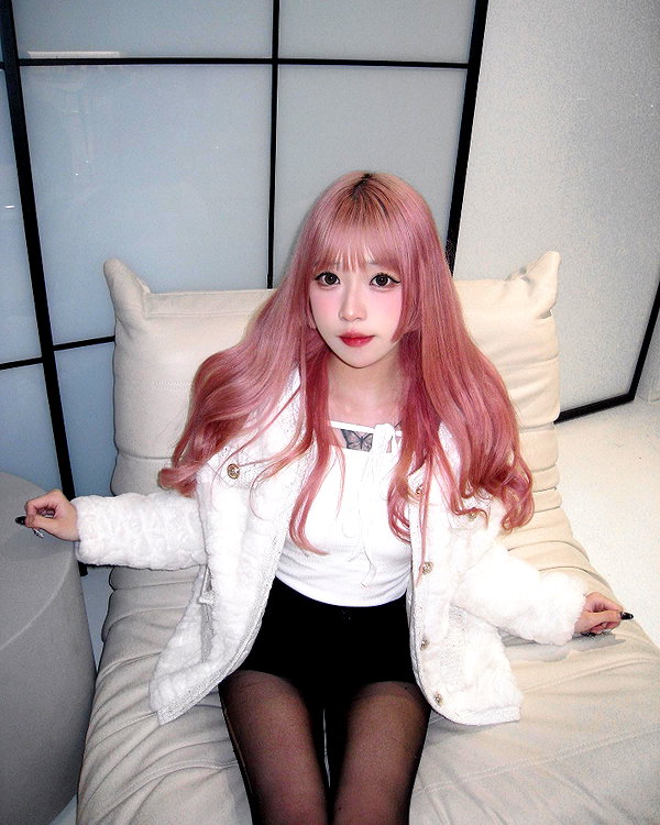 nixqq.425_ instagram image archive image