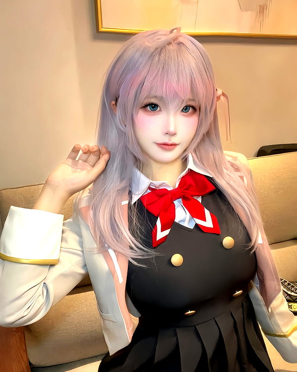gallery_cosplayer instagram image archive image
