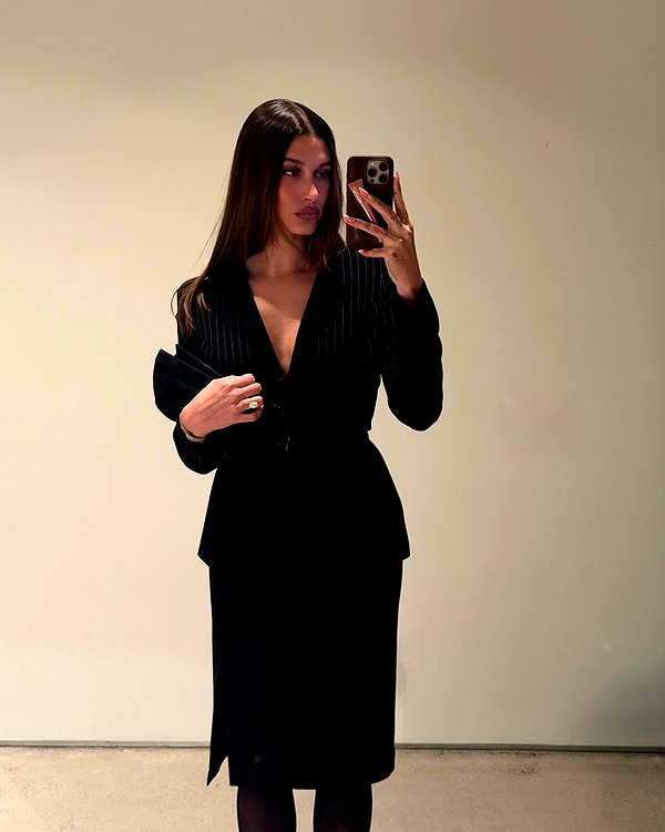 haileybieber instagram image archive image