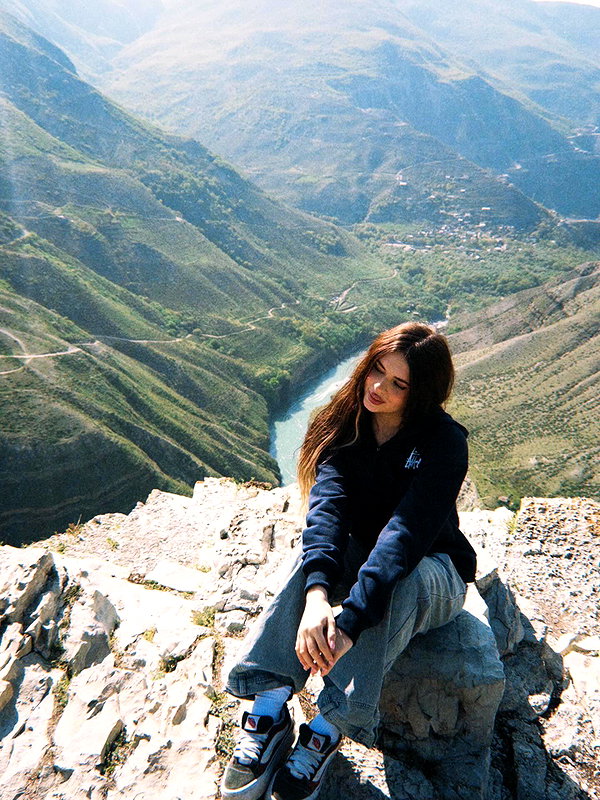kira.timraleeva instagram image archive image