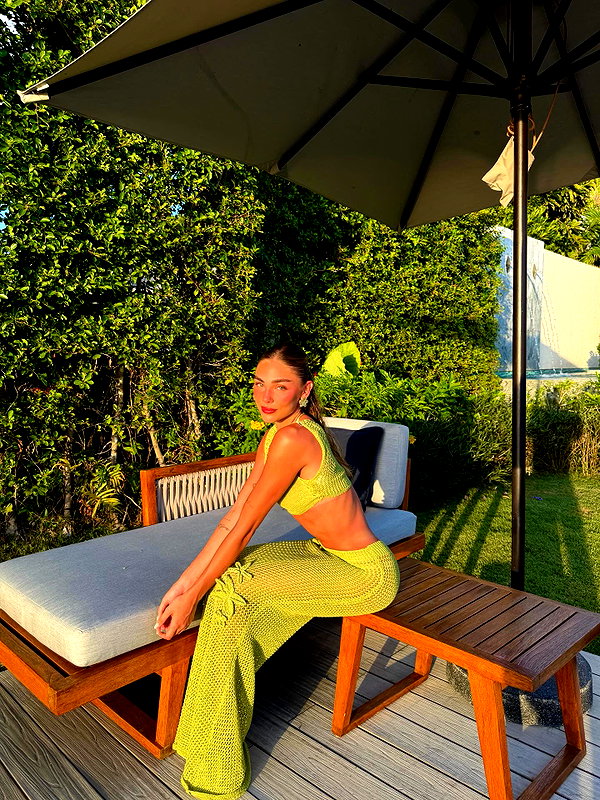 maya.keyy instagram image archive image