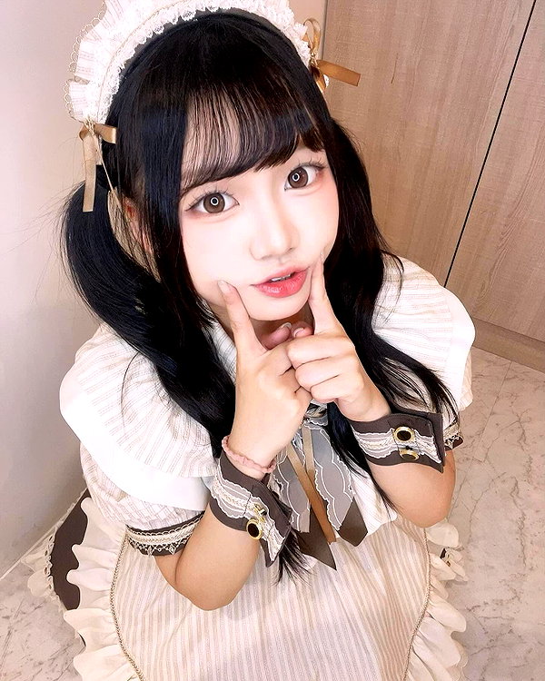 150_aiko instagram image archive image