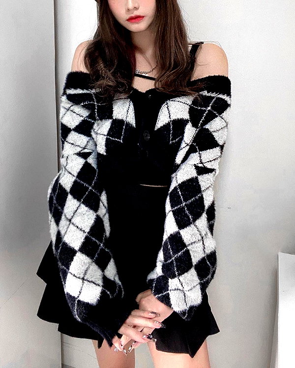 lai_931201 instagram image archive image