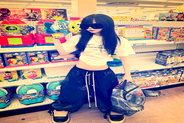 9unxx7 instagram image archive image
