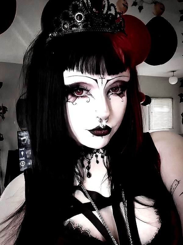 kittenfangsxx instagram image archive image